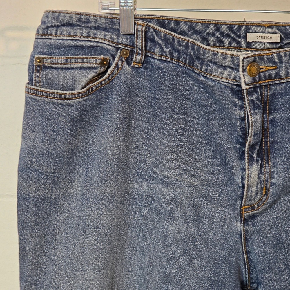 Liz Claiborne Woman Jeans Blue Stretch Flare Leg Size 20W Short Casual Relaxed - Picture 2 of 8
